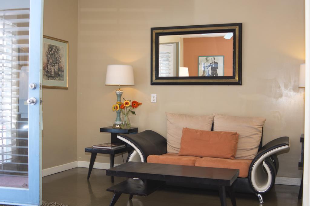 Palm Springs Rendezvous Hotel Bagian luar foto